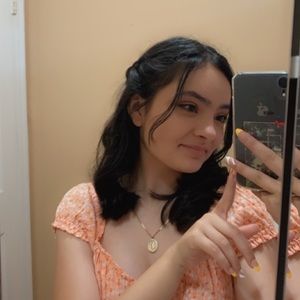 Meet your Posher, Virginia